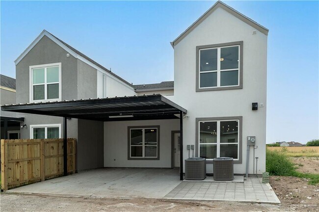 Foto del edificio - 15 N Crown Point