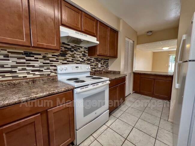 Building Photo - 12112 Napiers Cir