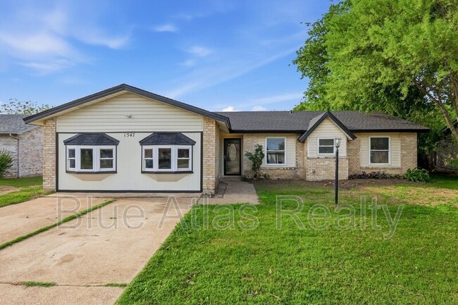 Foto del edificio - 1547 Oakbrook St