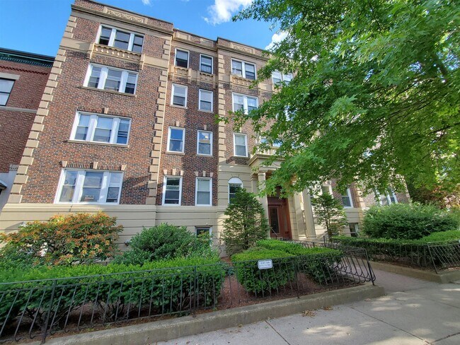 Foto del edificio - 12 Wendell St