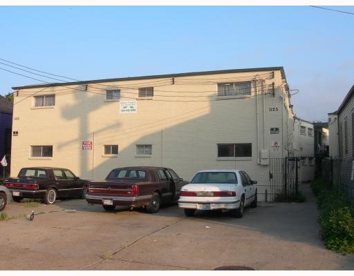 Foto del edificio - 1121 N Villere St