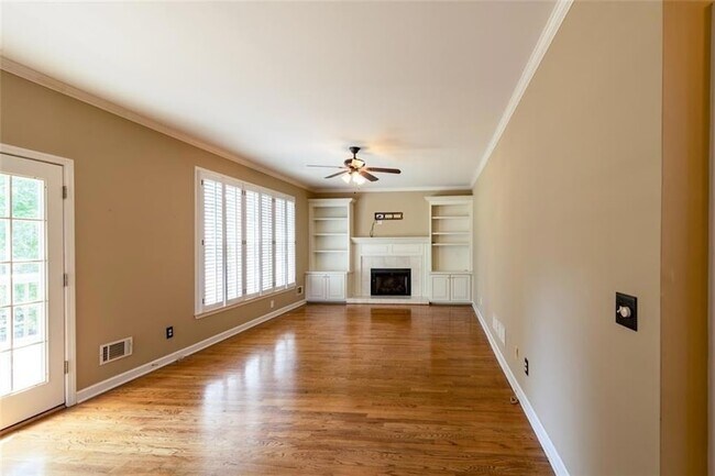 Building Photo - 4853 Rosemoore Ct