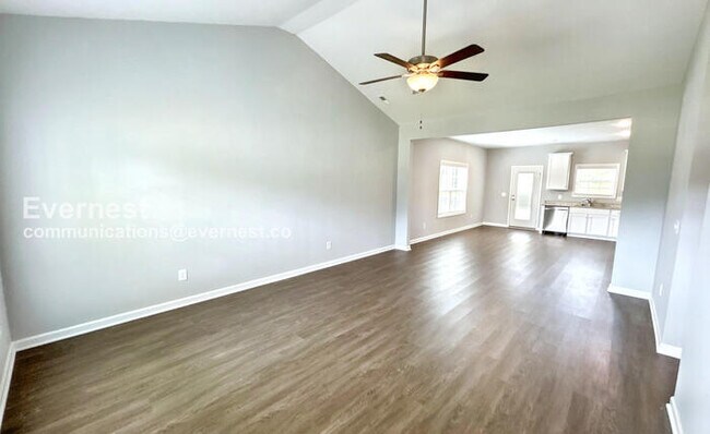 Foto del edificio - 1025 Echo Rdg Rd