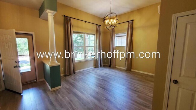 Foto del edificio - 2592 McKay Landing Parkway