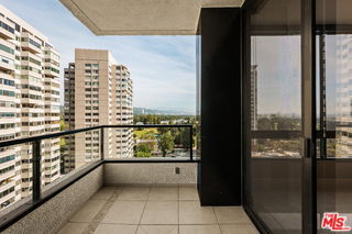 Foto del edificio - 10350 Wilshire Blvd