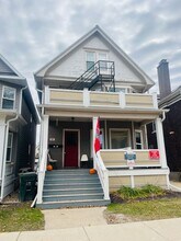 Building Photo - 511 W Washington Ave