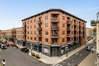 Building Photo - The Jade