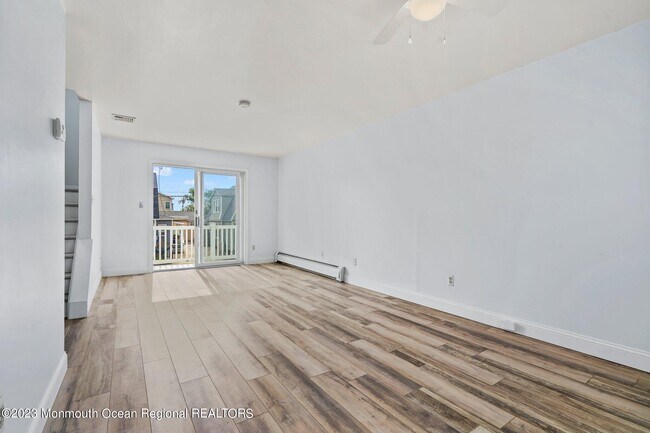 Foto del edificio - 807 Beach Ave