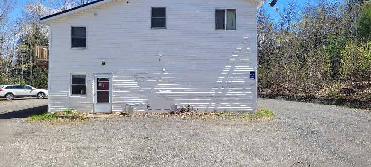 2881 Ohio St, Glenburn, ME 04401 House Rental in Glenburn, ME