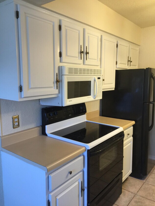 Foto principal - 14403 N Pennsylvania Ave