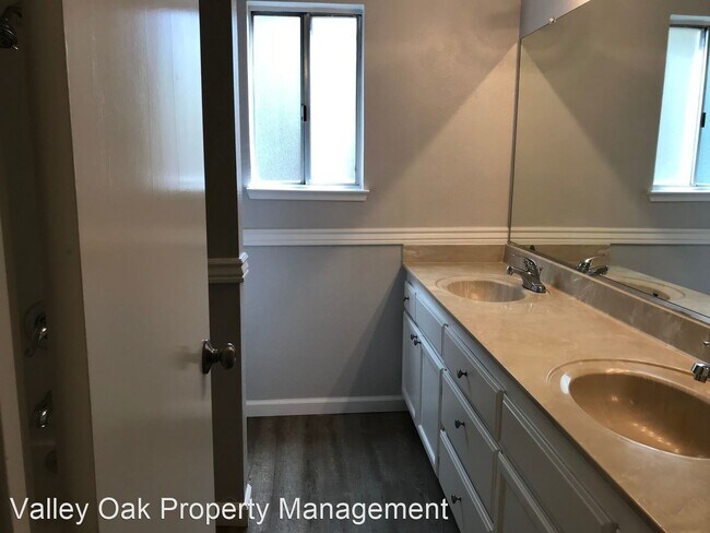 Foto del edificio - 3 br, 2 bath House - 5105 Sisk Rd