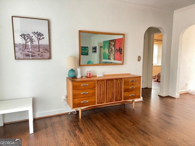 Foto del edificio - 2494 Batavia St