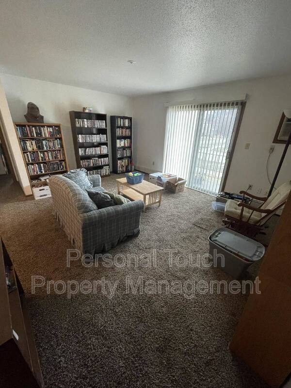 Foto del edificio - 320 6th St S