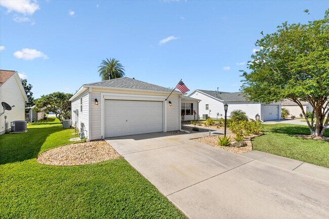 Building Photo - 17076 SE 96th Chapelwood Cir