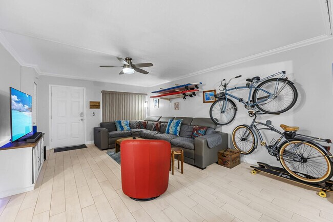 Building Photo - 1277 S Orlando Ave