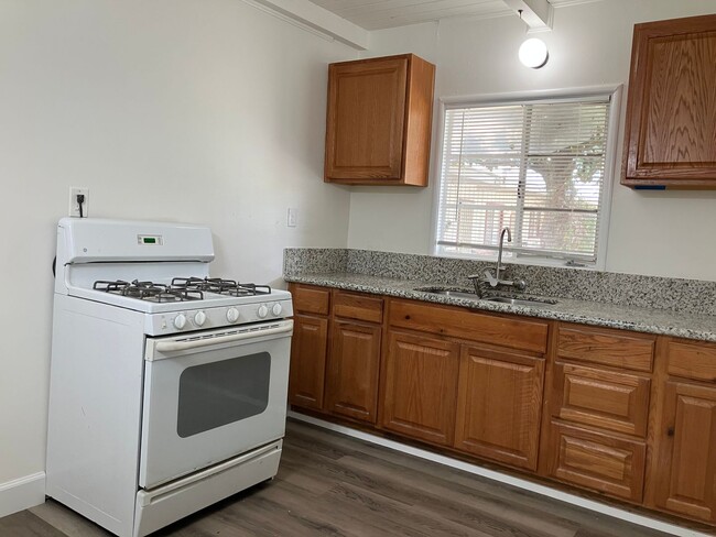 Foto del edificio - 1130 Stoddard Ave