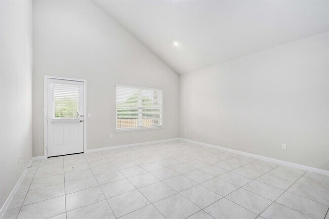 Building Photo - 6505 Ranchito Dr