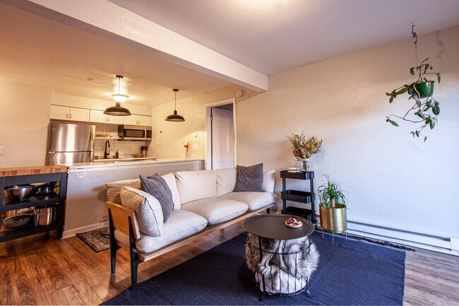 Foto del edificio - Cozy 1 BDR w/ Private Yard