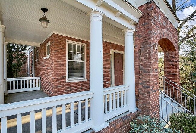 Photo - 526 N Davidson St Townhome