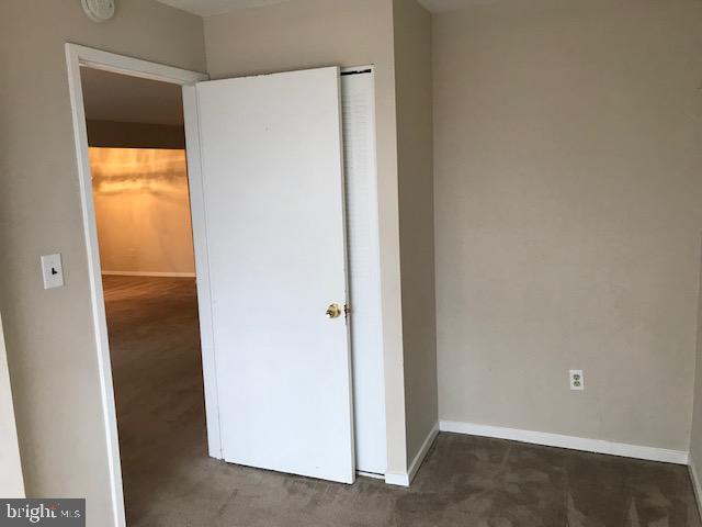 Foto del edificio - 8701 Hayshed Ln