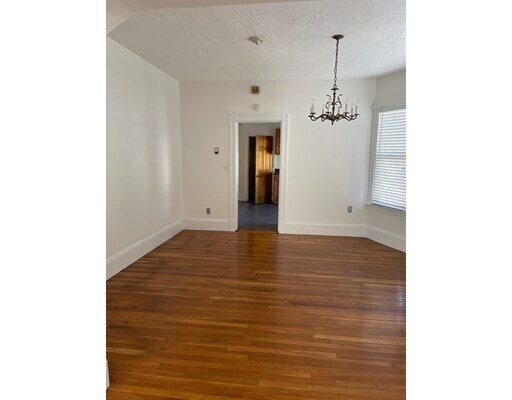 Building Photo - 106 Sagamore Ave