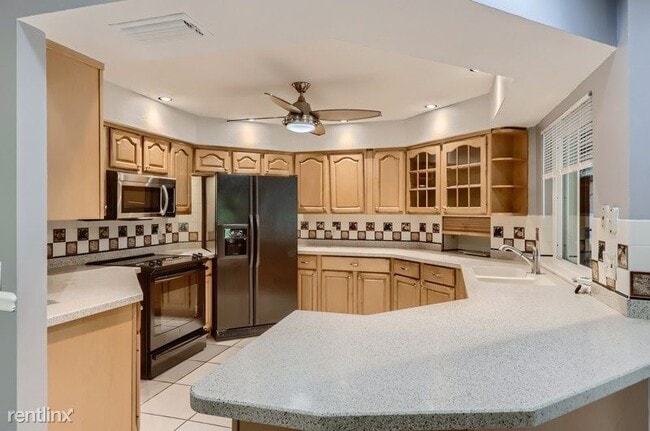 Building Photo - 4 br, 2 bath House - 3906 Broomsedge Ln UNIT