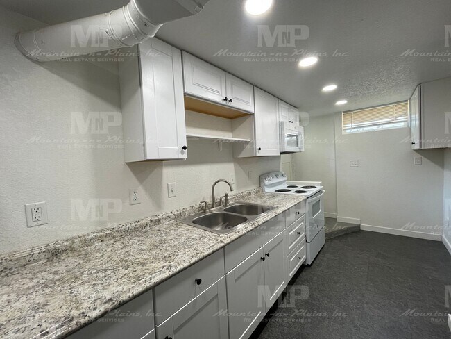Foto del edificio - 610 S Loomis Ave