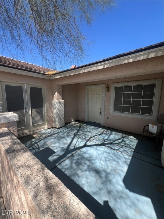 Building Photo - 334 Parrot Hill Ave