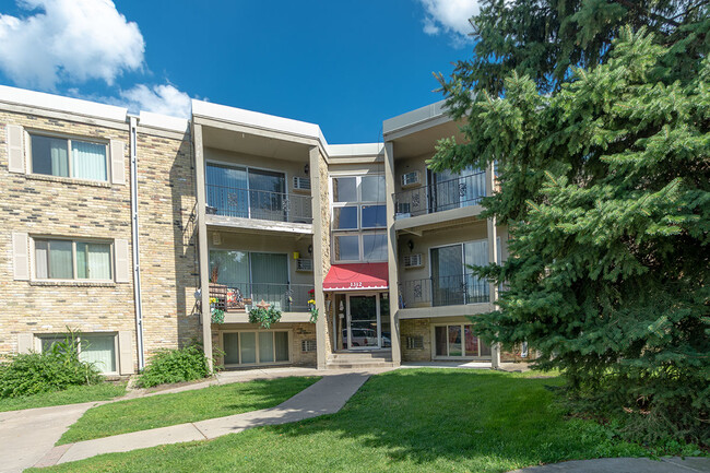 Building Photo - Richland Court