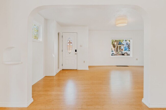 Foto del edificio - 1610 N 10th St