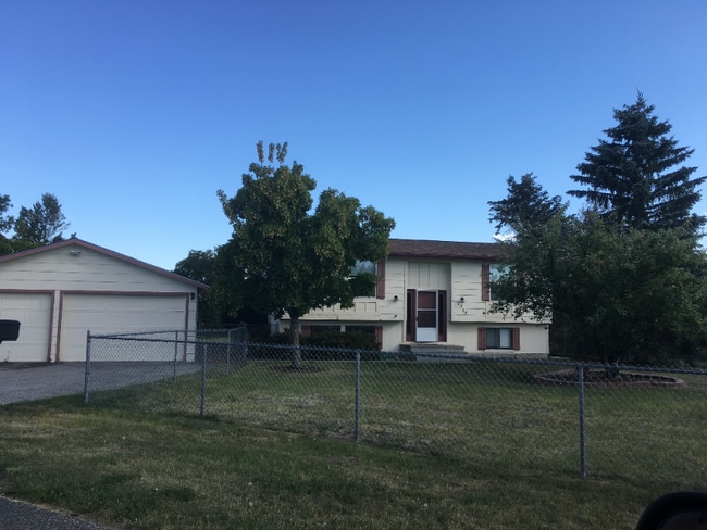 Building Photo - 1019 Darter Rd