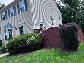 Building Photo - 5344 Anchor Ct