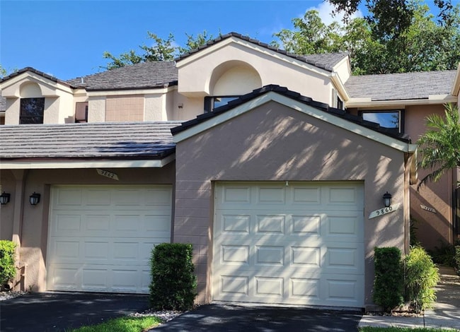 Foto del edificio - 9862 NW 1st Ct
