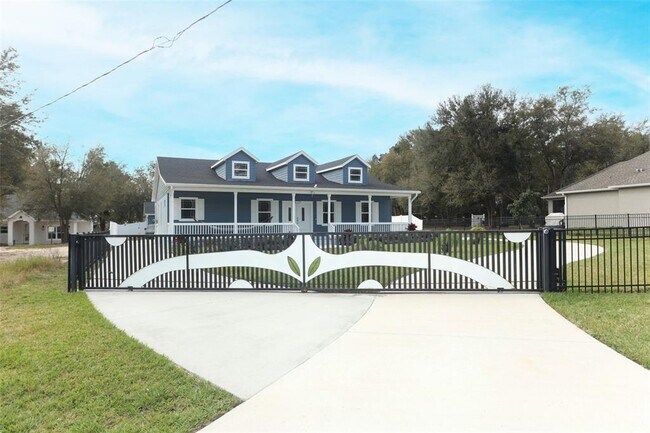 Building Photo - 25838 Timuquana Dr