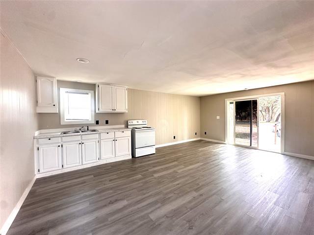 Building Photo - 3201 Stephen F Austin Dr