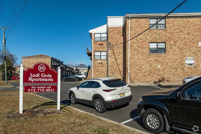 Alternate - Lodi Circle Apartments