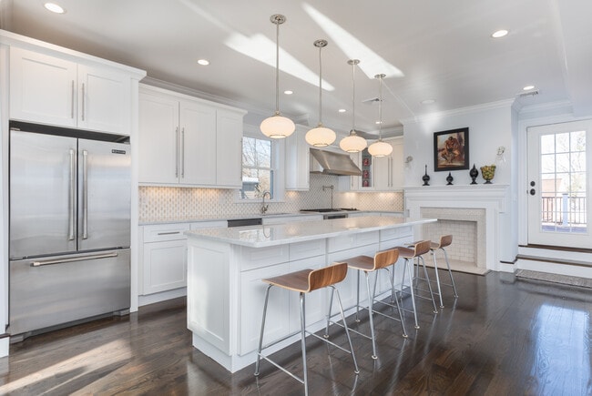 Photo - 27 Howland St (Boston, MA) Townhome