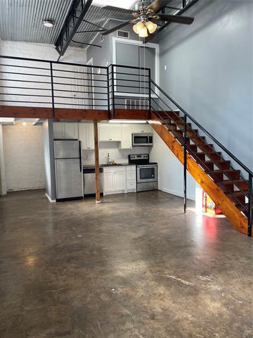 Building Photo - 3129 Ross Ave