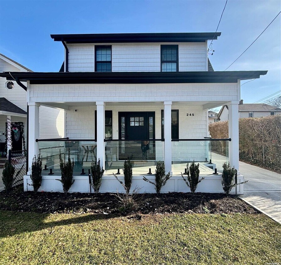 Primary Photo - 245 Garfield Ave