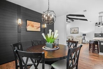 Building Photo - 8704 Sand dollar Dr