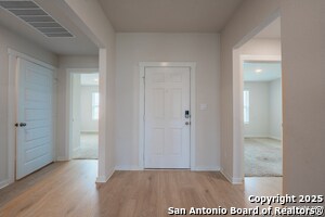 Foto del edificio - 125 Nicks Cv