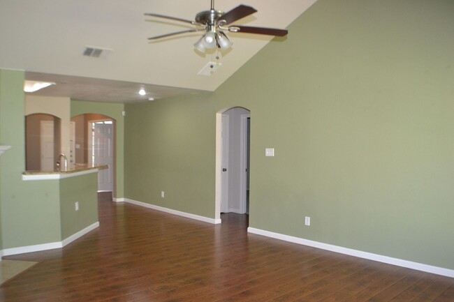 Foto del edificio - House for Lease in McKinney