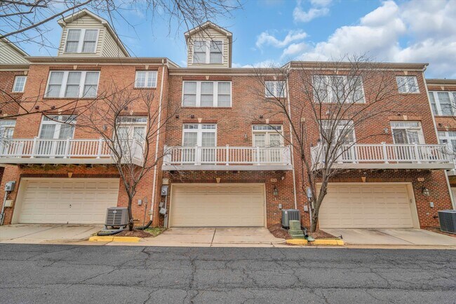 Foto del edificio - 7974 Vigne Ct