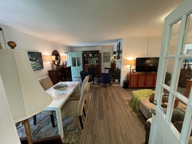 Foto del edificio - 2855 Stratford Rd