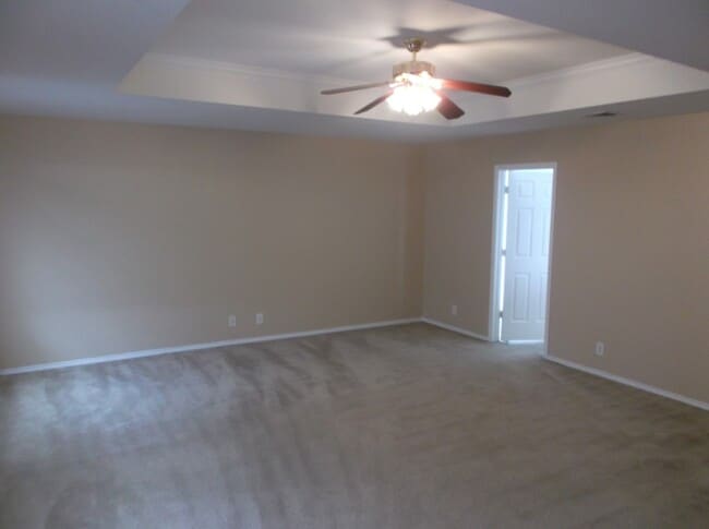 Building Photo - 246 Blue Juniper