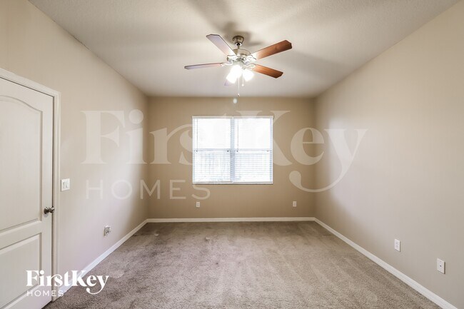 Building Photo - 7820 Riverwood Oaks Dr