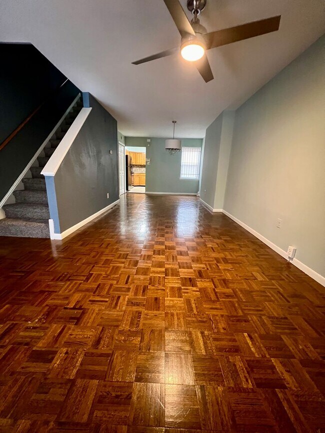 Building Photo - Stunning 3-Bedroom Townhome in Powelton Village! Available mid-August!