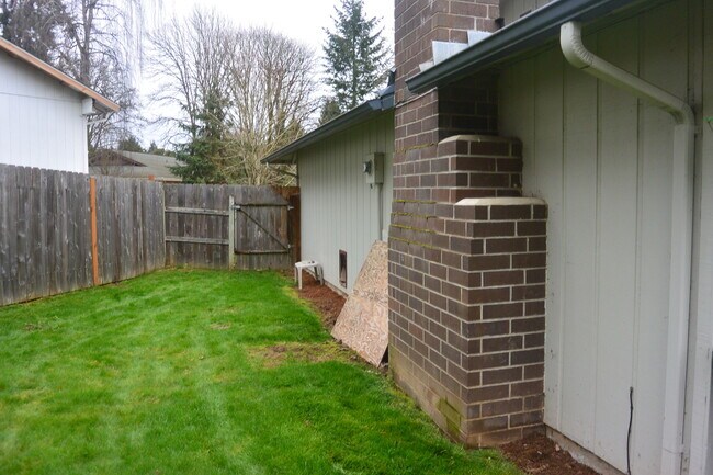 Foto del edificio - 1307 NW 119th St