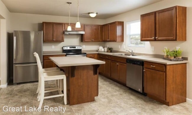 Building Photo - 4 br, 2.5 bath House - 3249 Hill Hollow Lane