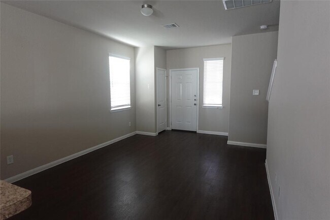 Building Photo - 5130 Wolgan Lake Ct